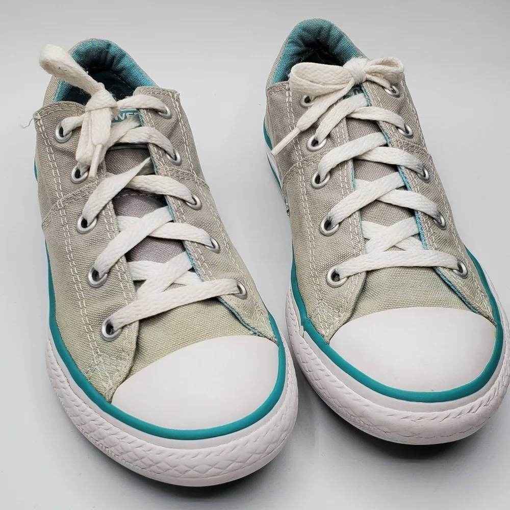 Converse allstar skater sneakers size 3